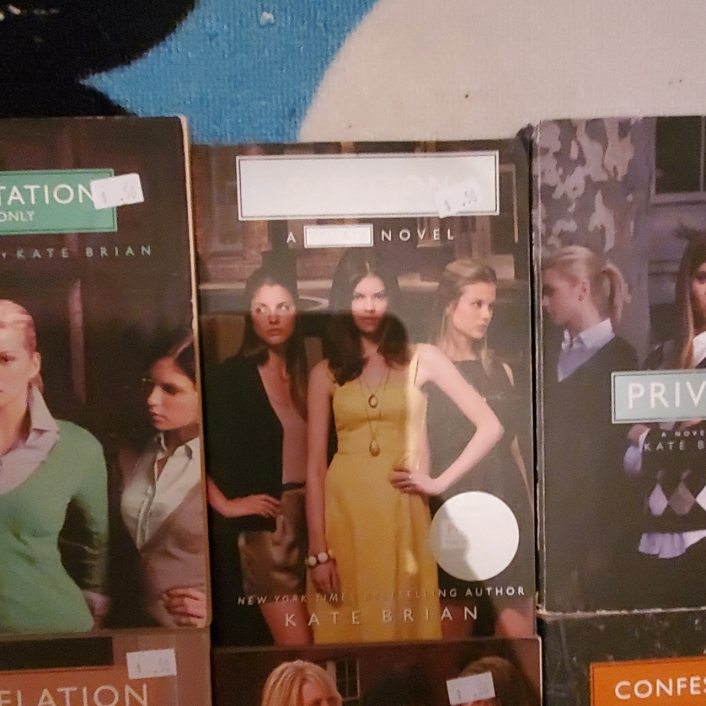Book - Picture 4 of 8